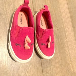 Size 6 toddler “triceratops” flats